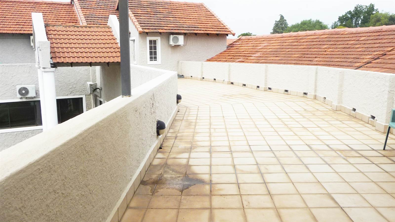 500  m² Commercial space in Northcliff photo number 10