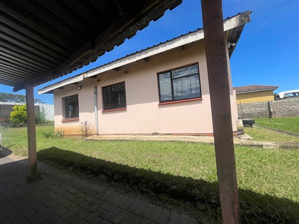 3 Bedroom House 3 Bedroom House