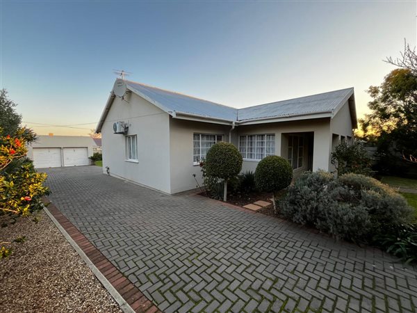 3 Bedroom House 3 Bedroom House