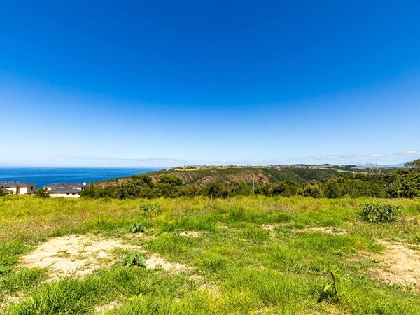 958 m² Land available in Le Grand Golf Estate