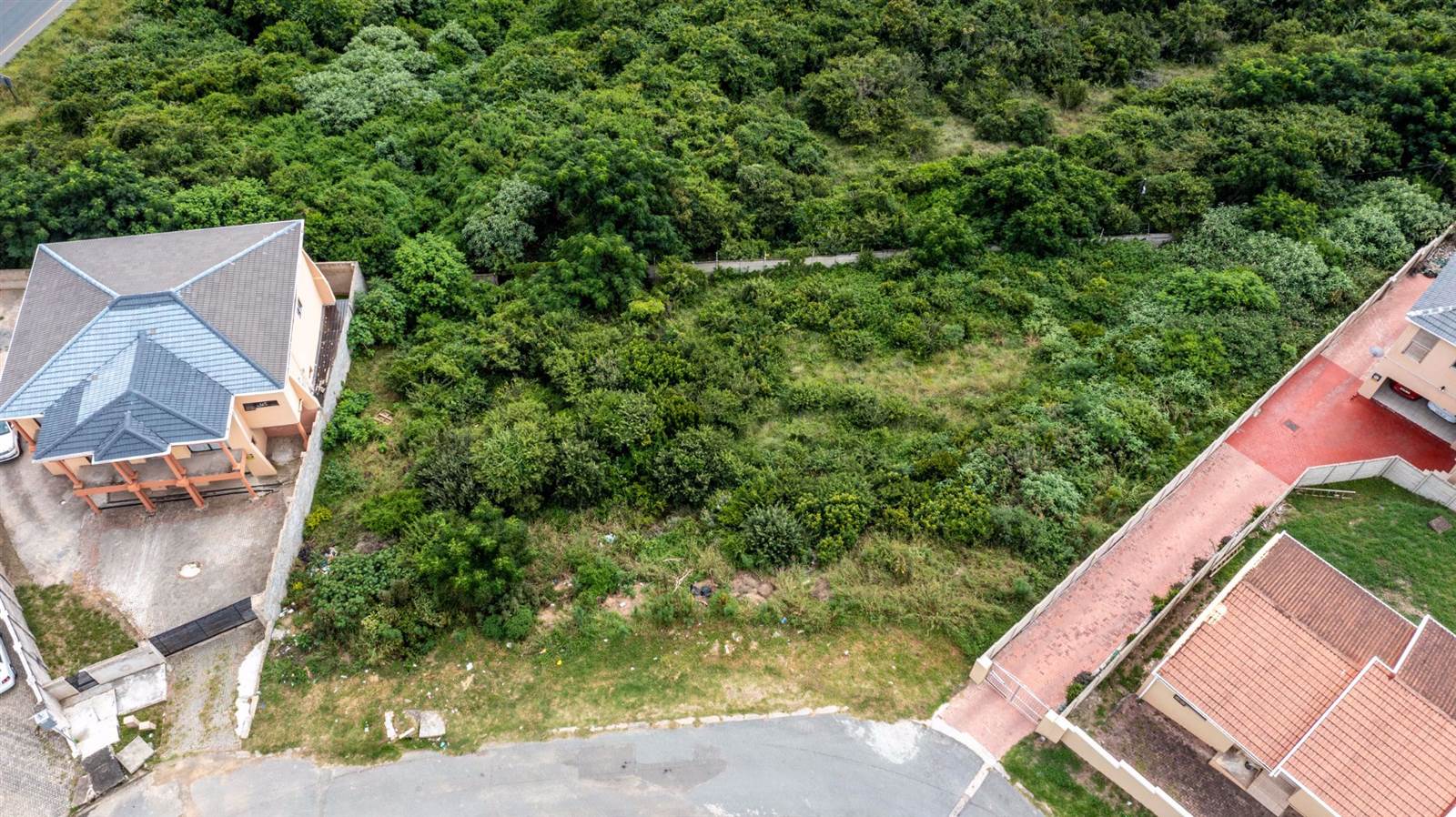 545 m² Land available in Beacon Bay photo number 11