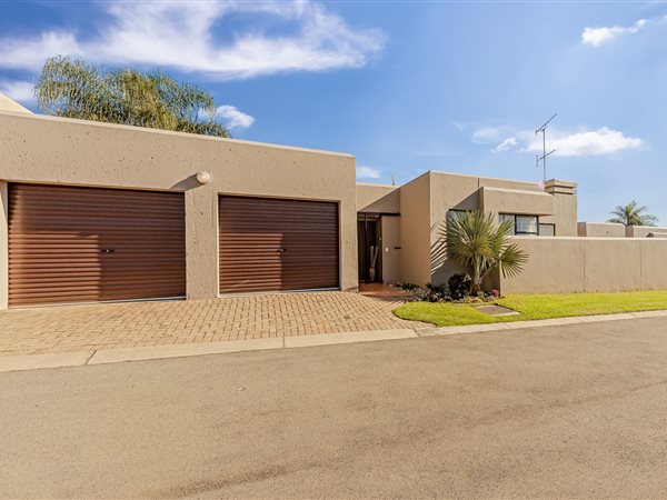 2 Bedroom Townhouse