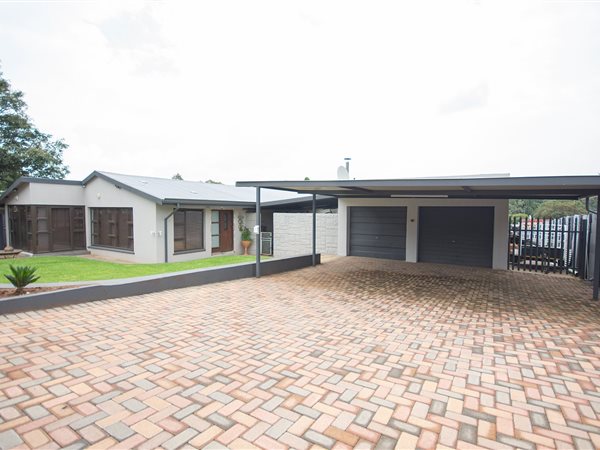 3 Bedroom House 3 Bedroom House