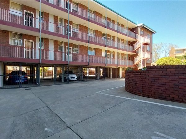 3 Bed Apartment