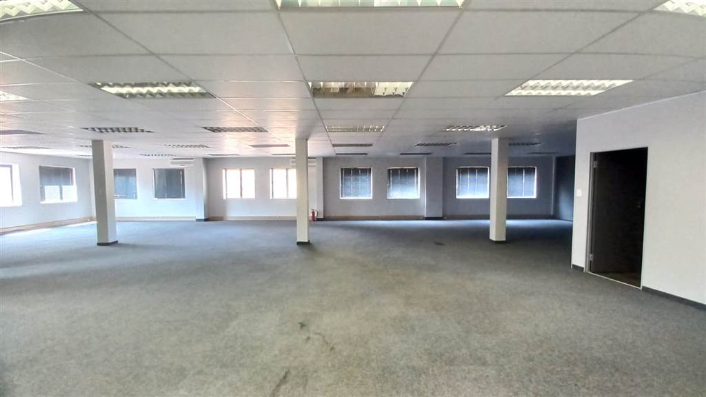 346  m² Commercial space in Faerie Glen photo number 6