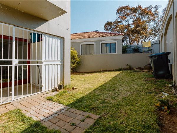 2 Bedroom Townhouse