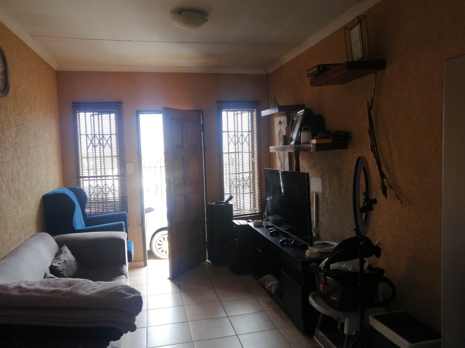 Studio apartment in Chiawelo photo number 7