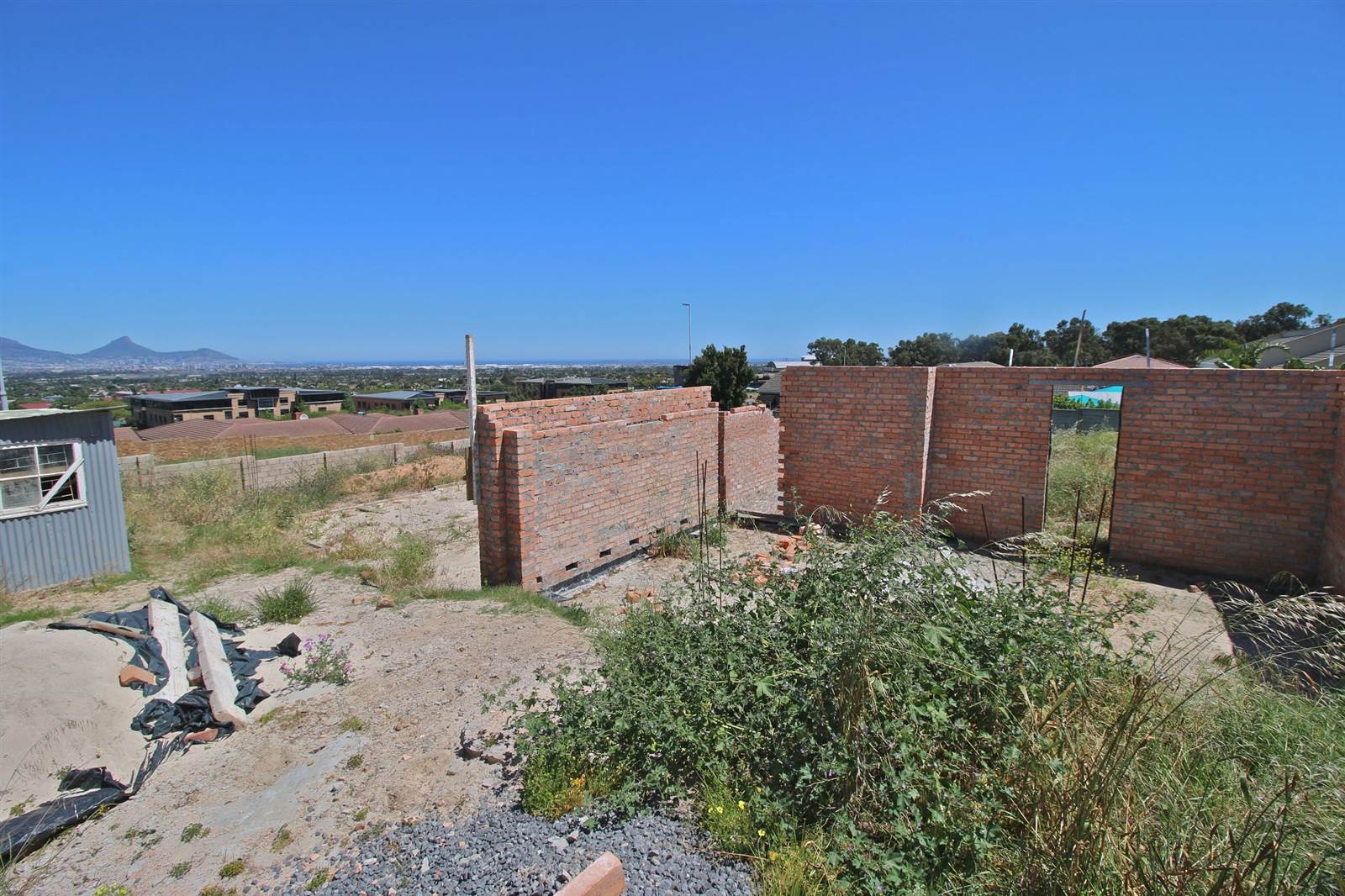 948 m² Land available in Plattekloof photo number 7
