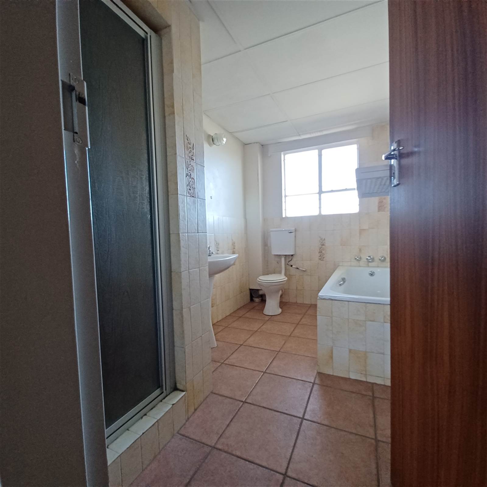 3 Bed Apartment in Potchefstroom Central photo number 18