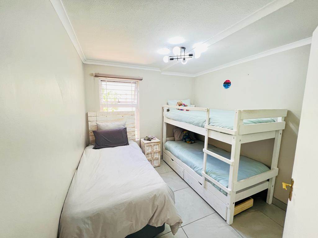 2 Bed Apartment in Gordons Bay Central photo number 13