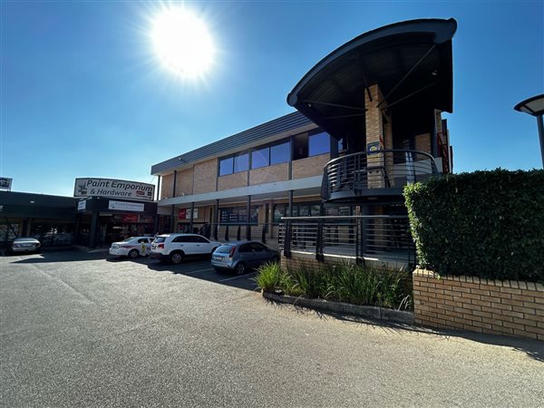 48  m² Commercial space