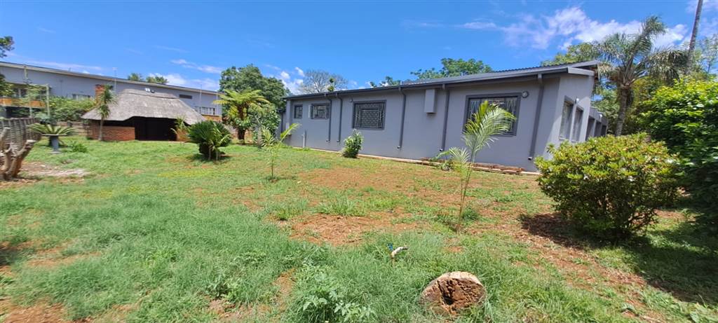 4 Bed House in Louis Trichardt photo number 24