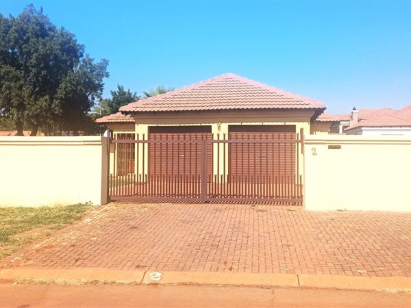 3 Bedroom House 3 Bedroom House