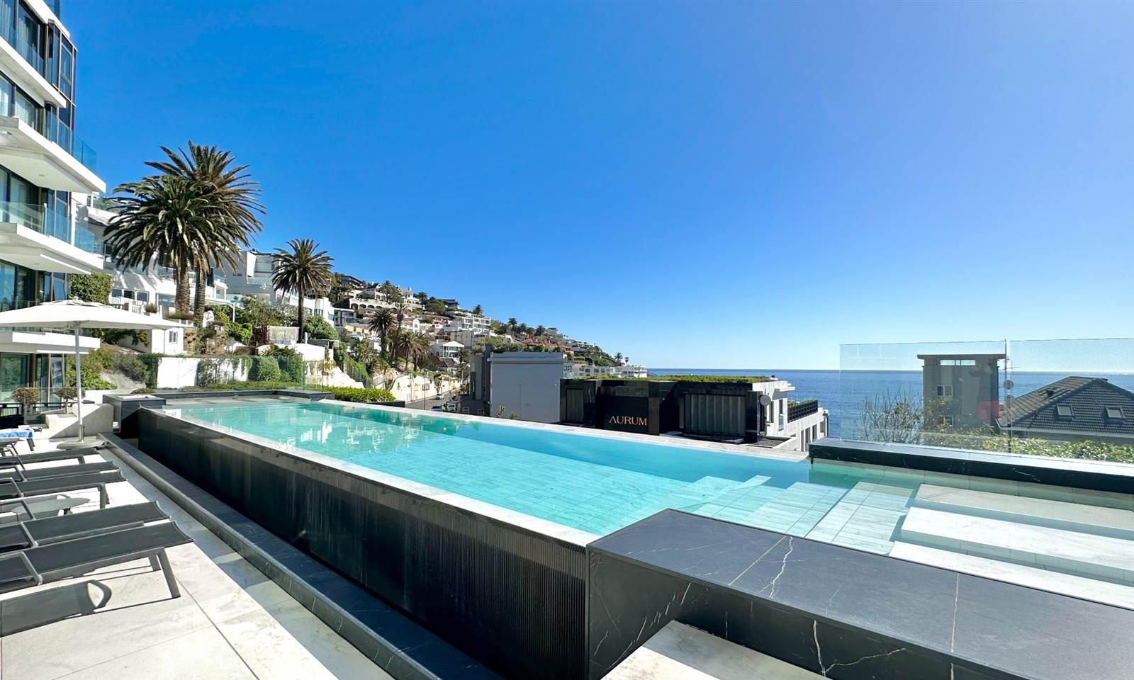 3 Bed Apartment in Bantry Bay photo number 20