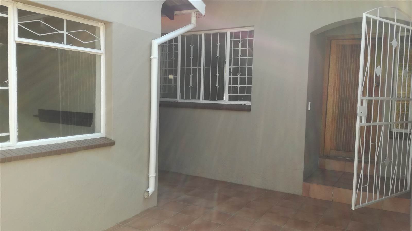 3 Bed Townhouse in Bryanston photo number 5
