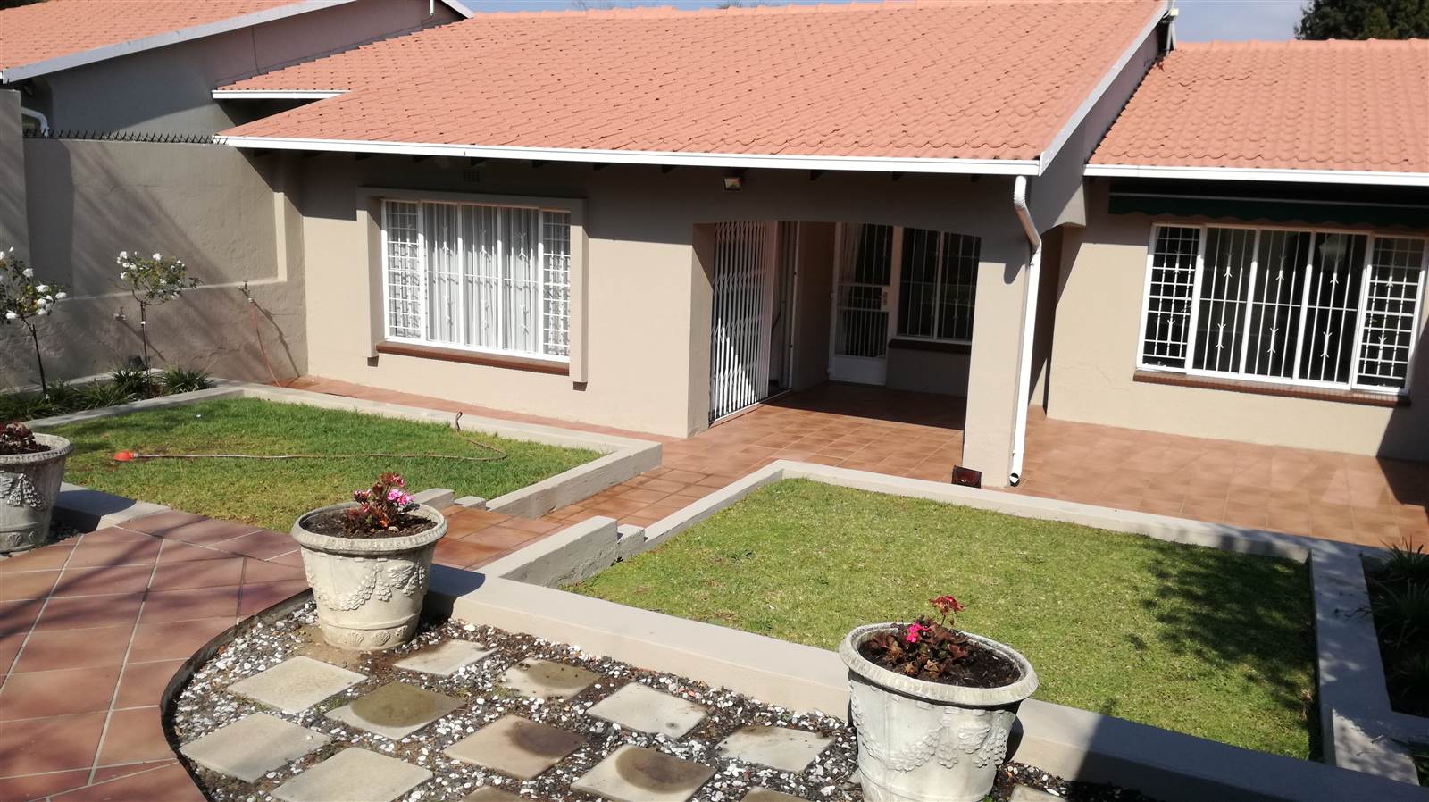 3 Bed Townhouse in Bryanston photo number 28