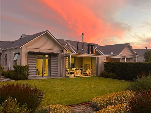 3 Bedroom House 3 Bedroom House