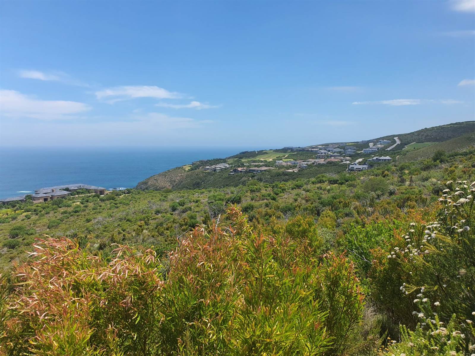 1.8 ha Land available in Pezula Private Estate photo number 7