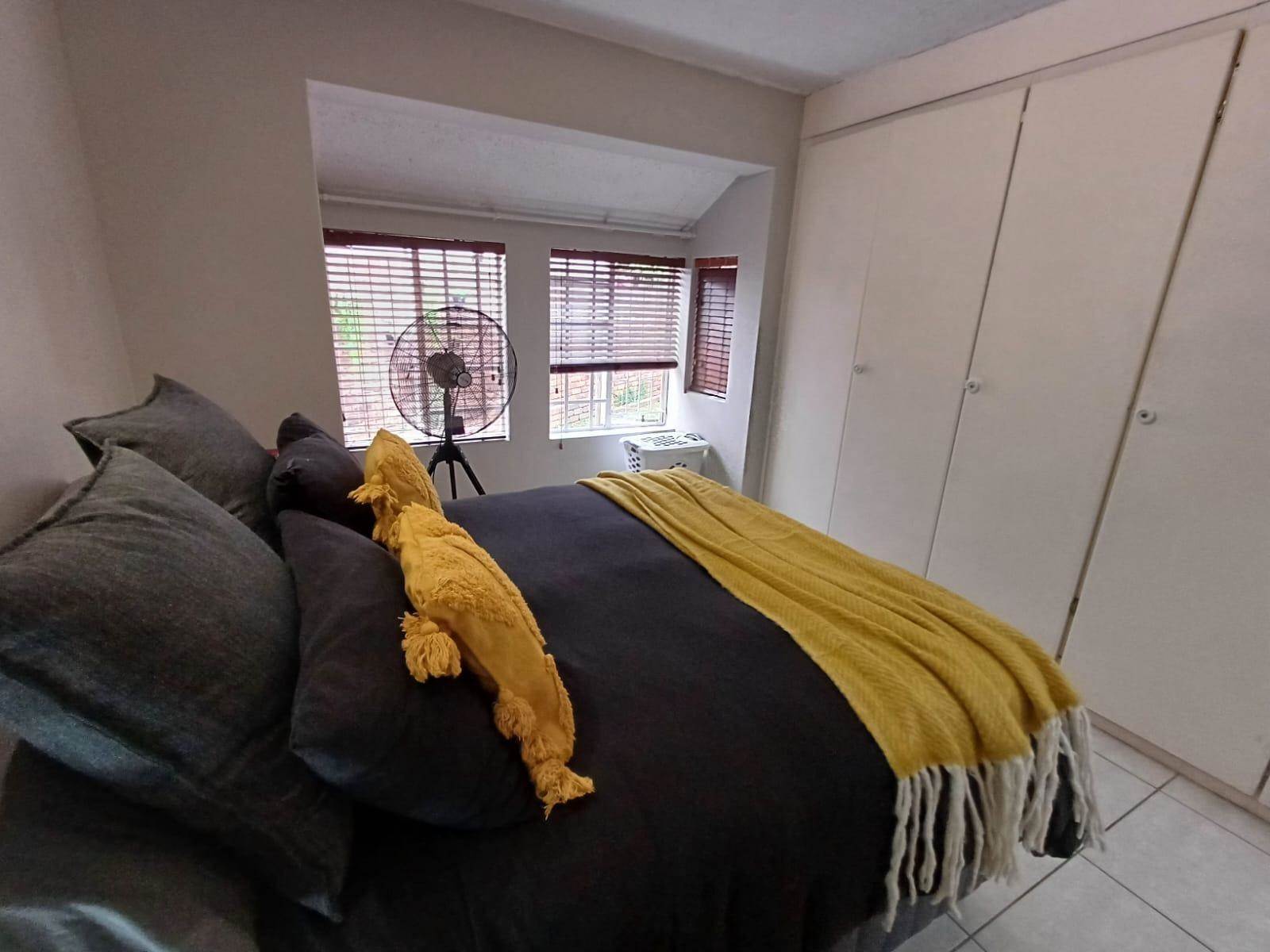3 Bed Duplex in Garsfontein photo number 14