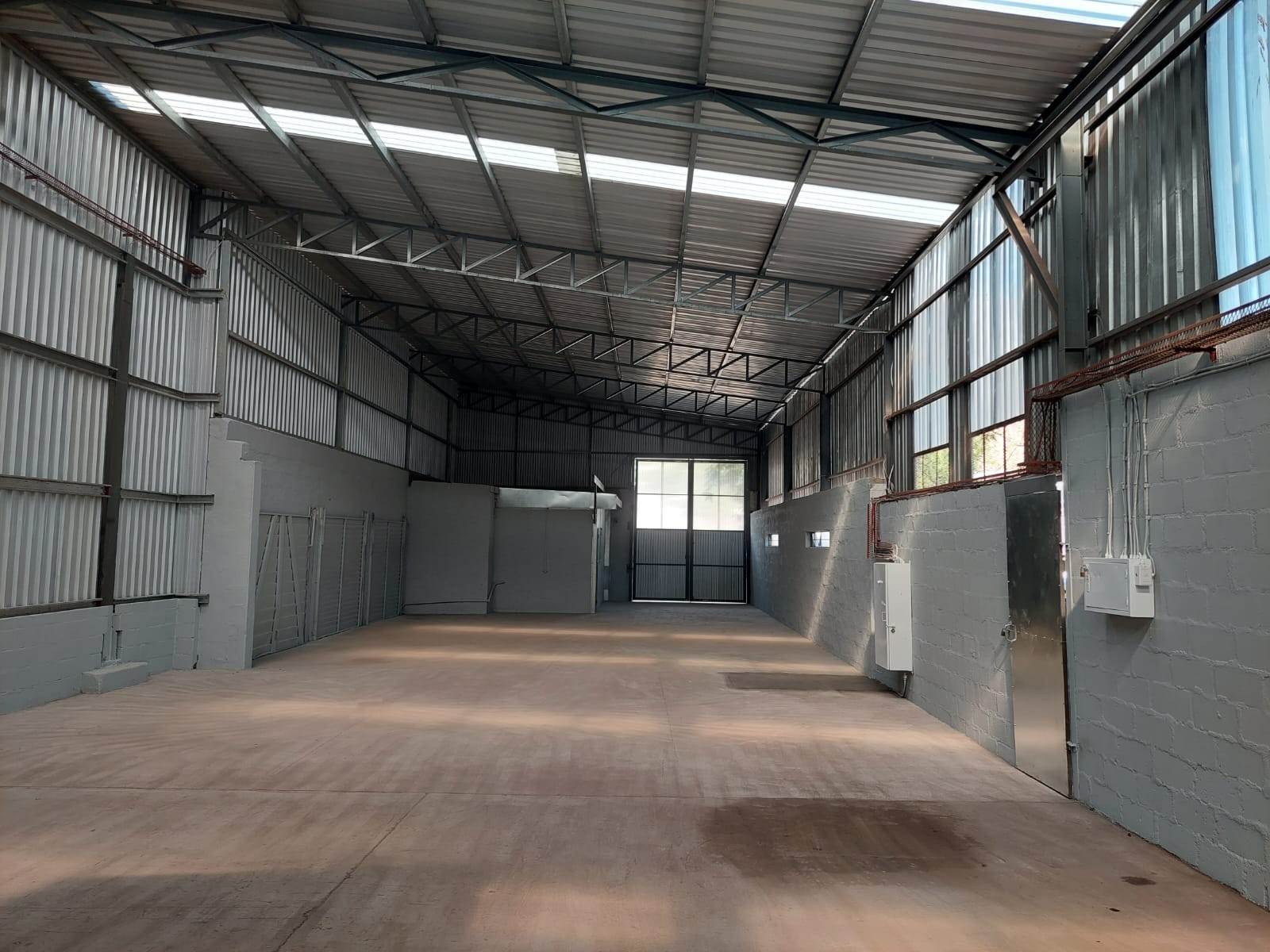 320  m² Industrial space in Springbok photo number 1