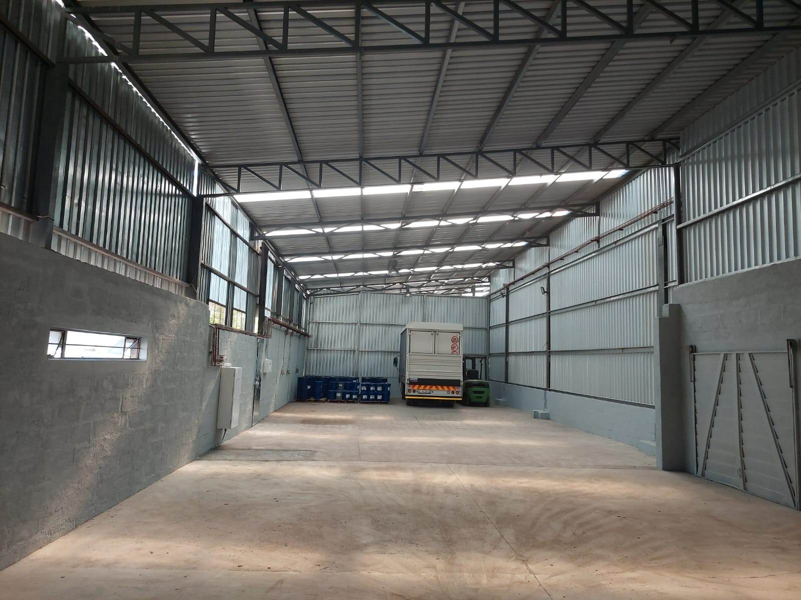 320  m² Industrial space in Springbok photo number 2