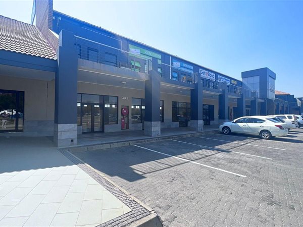 171  m² Commercial space in Ruimsig