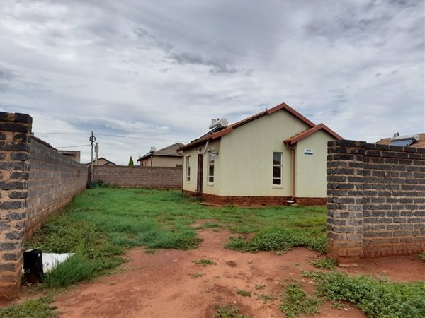 2 Bedroom House