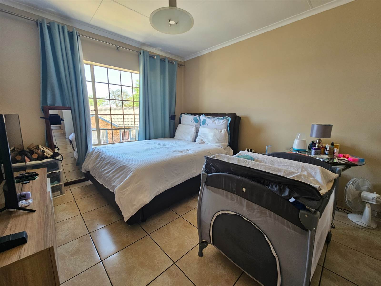 3 Bed Apartment in Greenstone Hill photo number 10