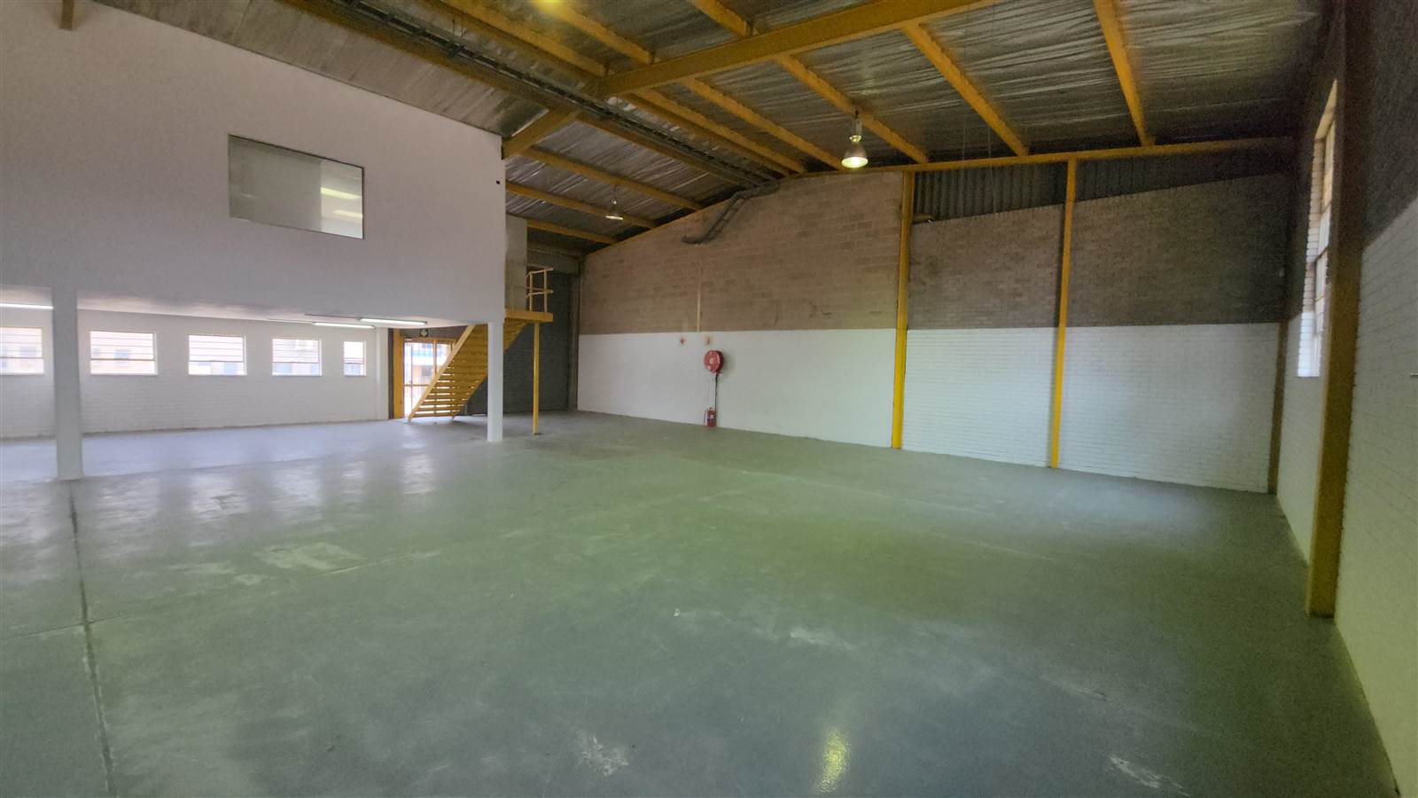525  m² Industrial space in Kya Sands photo number 4