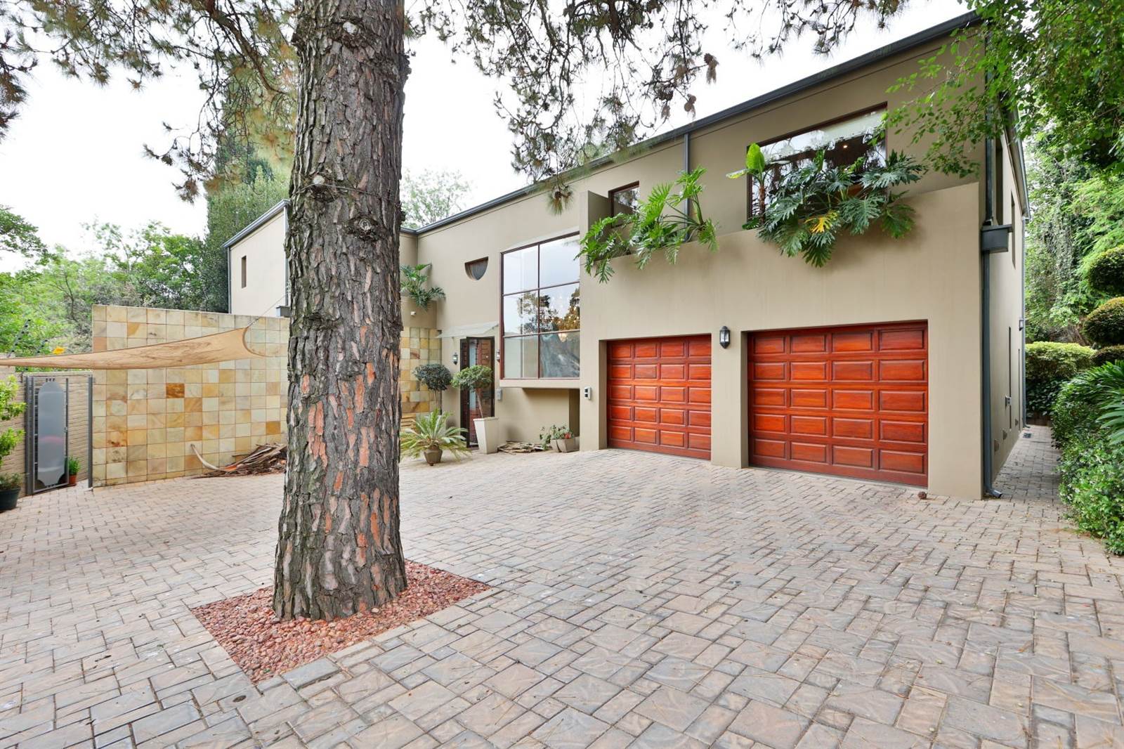 4 Bed House in Craighall photo number 1