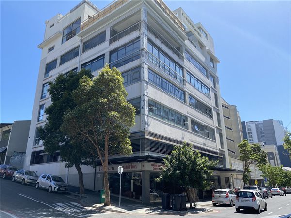 531  m² Retail Space in Cape Town City Centre