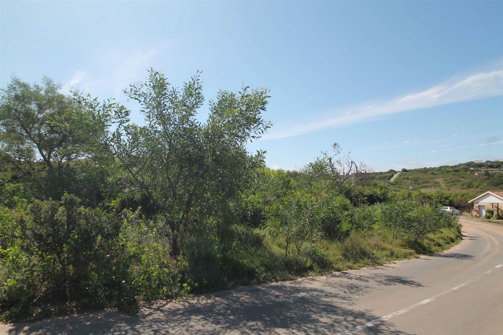 738 m² Land available in Forest Downs photo number 8