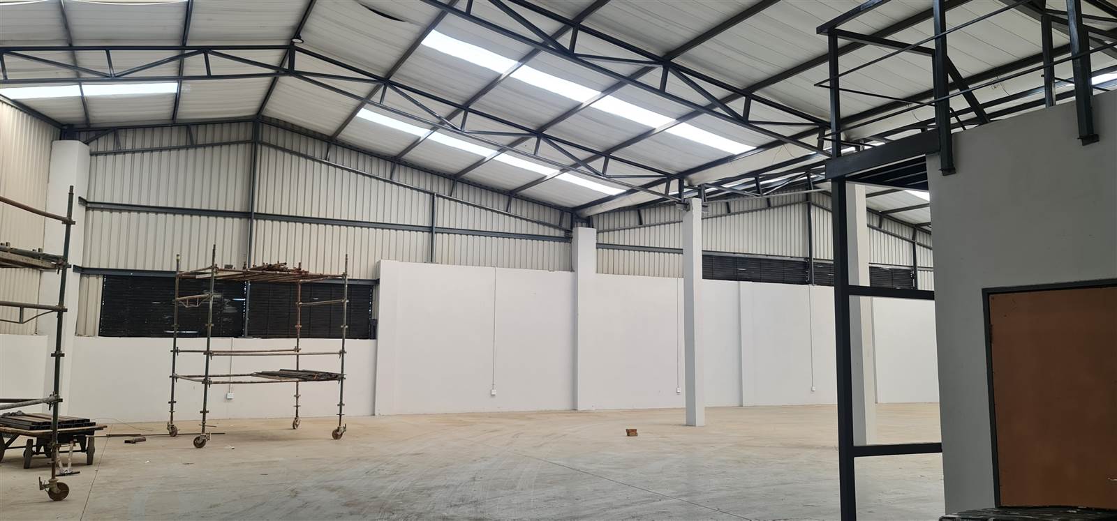 1125  m² Industrial space in Roodepoort Central photo number 10