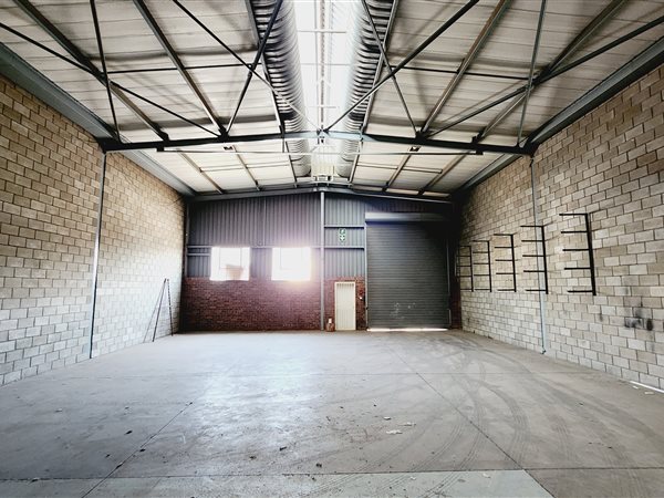 50  m² Industrial space