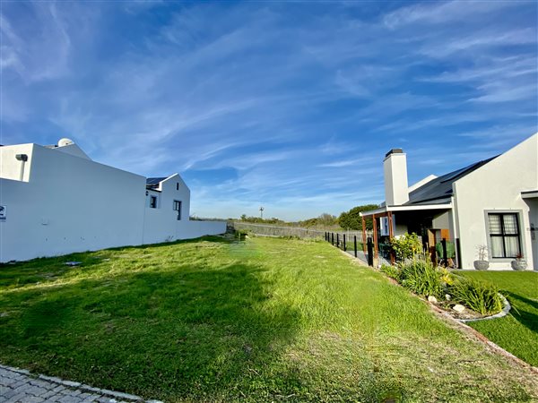 325 m² Land 325 m² Land