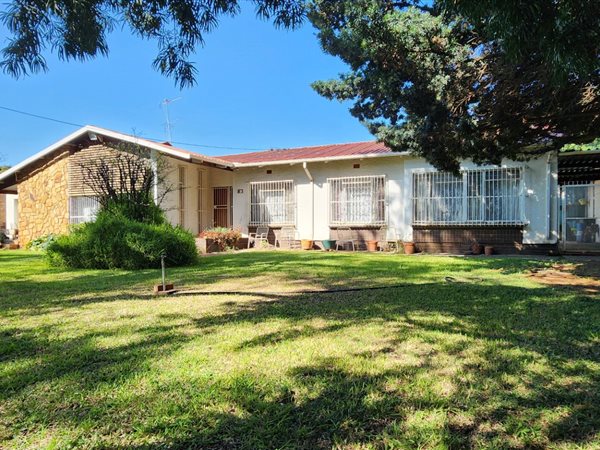 3 Bedroom House 3 Bedroom House