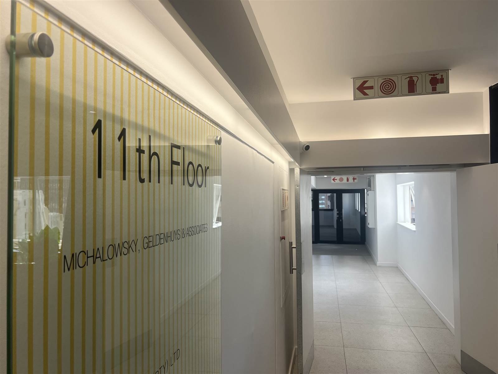 750  m² Commercial space in Cape Town City Centre photo number 1
