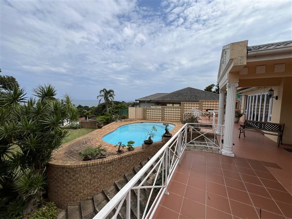 3 Bed House in Blythedale Beach