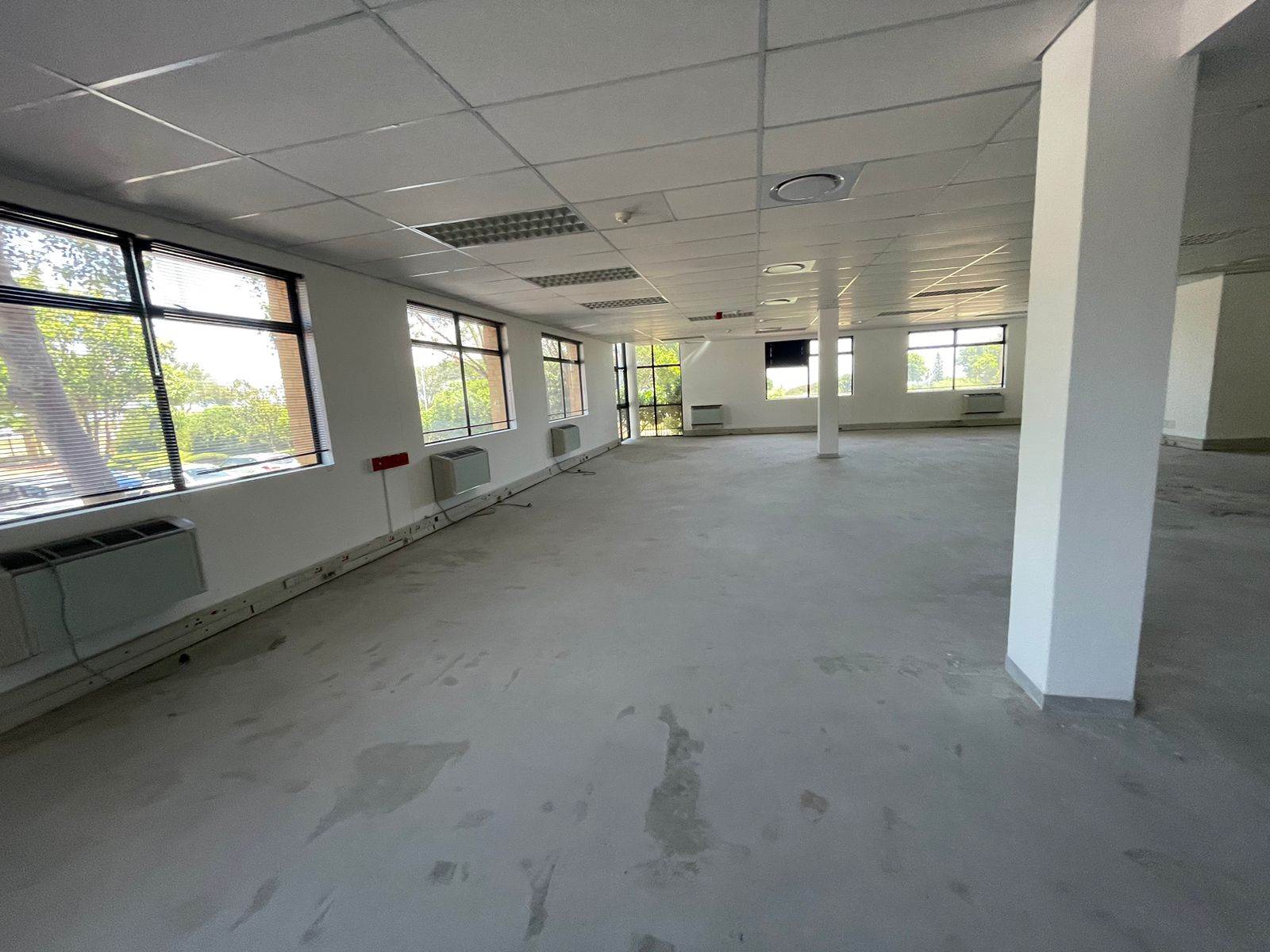 242  m² Commercial space in Plattekloof photo number 17