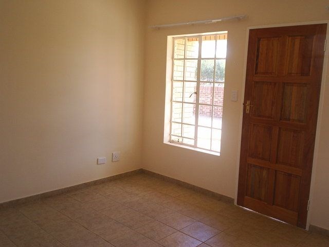 3 Bed House in Parys photo number 12