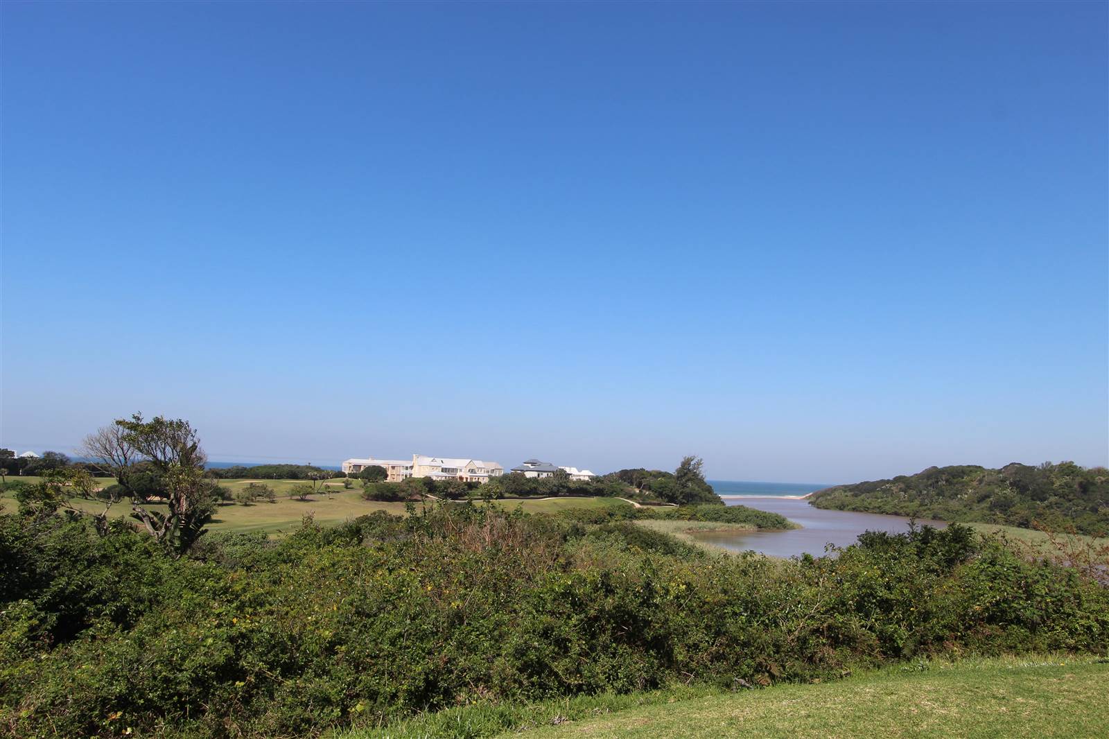 800 m² Land available in Princes Grant Golf Estate photo number 27