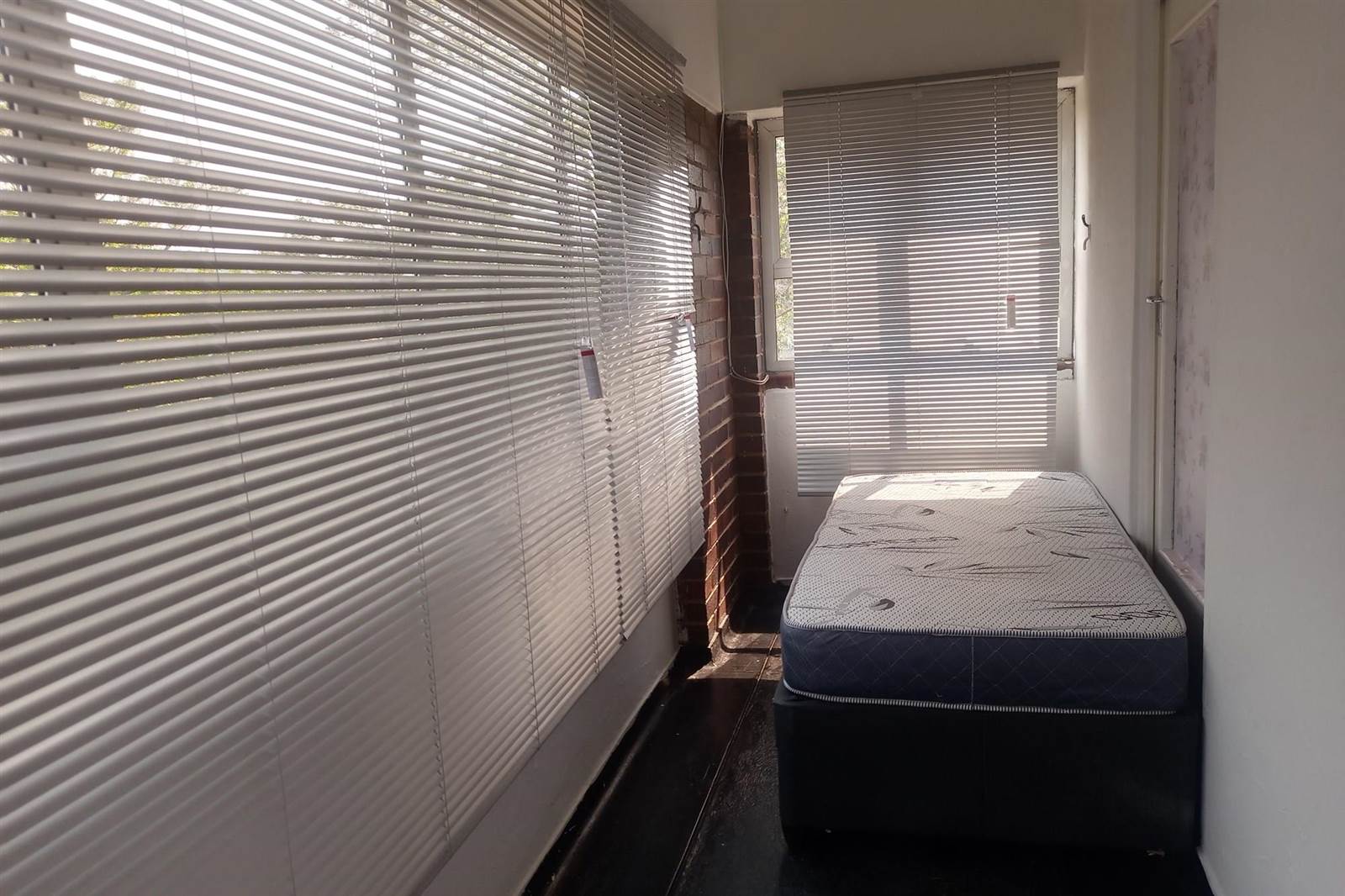 2 Bed Apartment in Pelham photo number 24