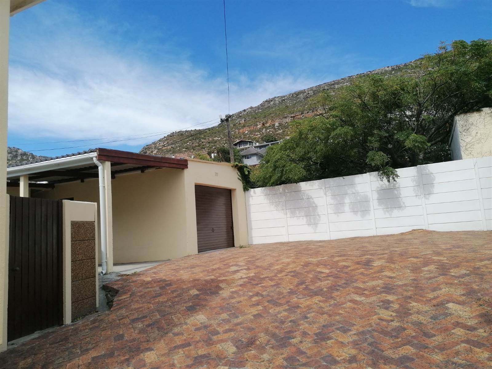 3 Bed House in Fish Hoek photo number 6