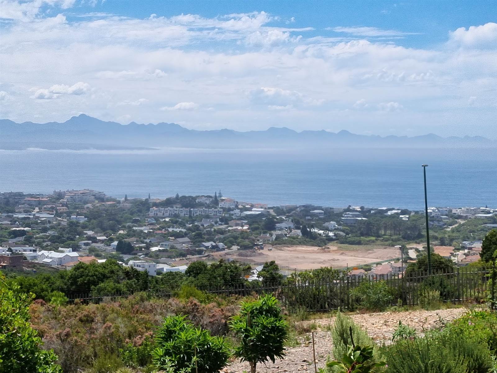1054 m² Land available in Whale Rock Heights photo number 2