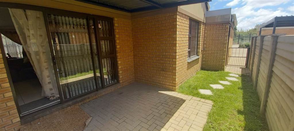 3 Bed Townhouse in Roodewal and surrounds photo number 17