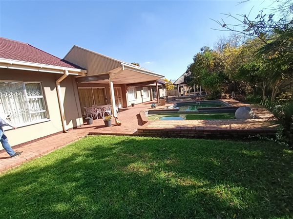 3 Bedroom House 3 Bedroom House