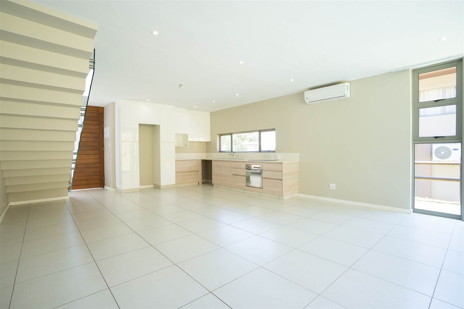2 Bed Townhouse in Zimbali Wedge photo number 4