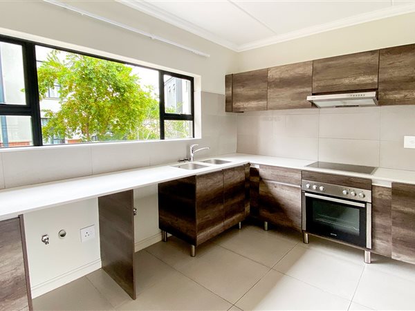 3 Bed Apartment in Carlswald North Estate