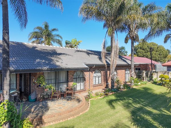 3 Bedroom House 3 Bedroom House
