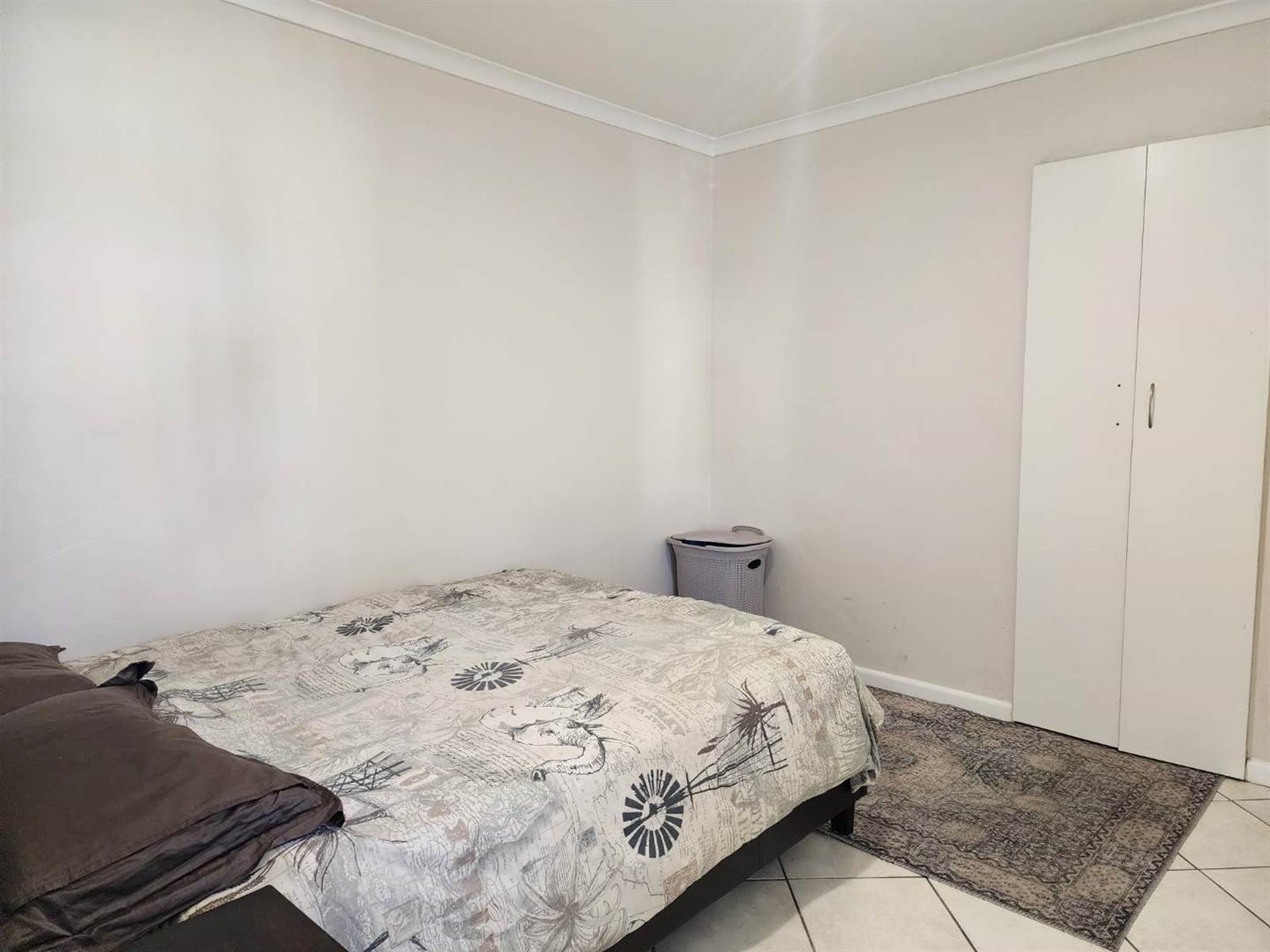 1 Bed Apartment in Van Der Stel photo number 8